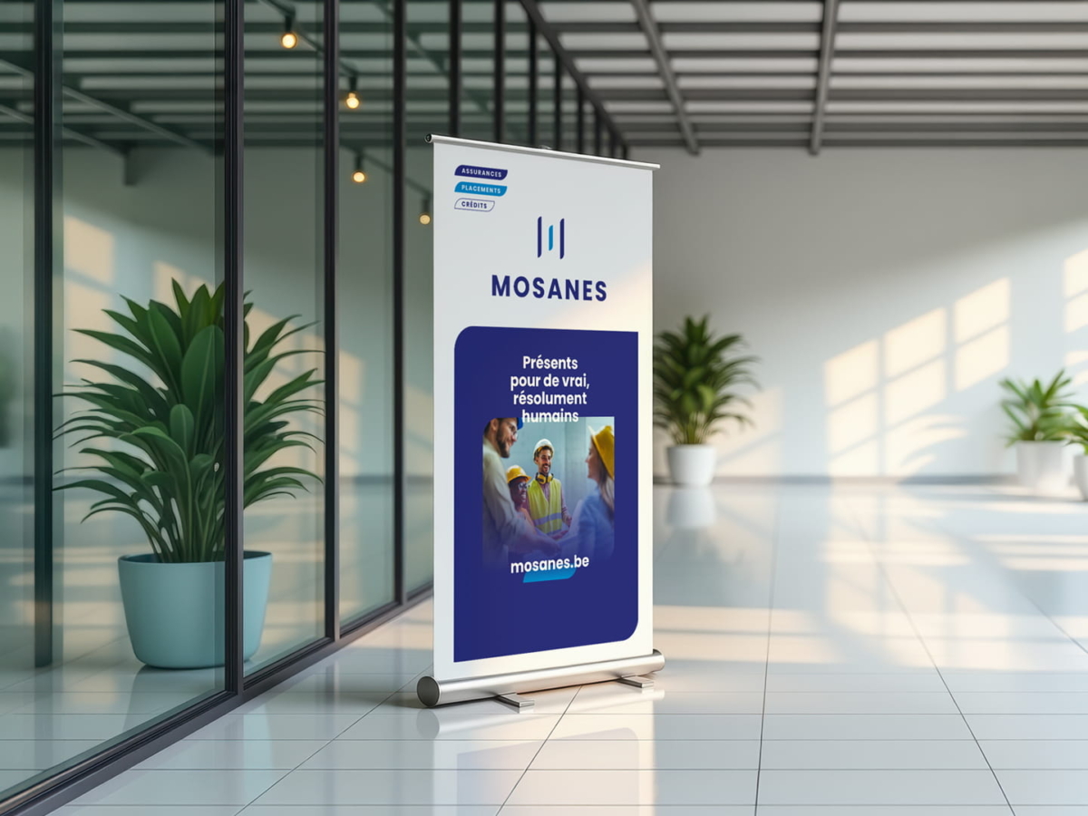 Roll-up publicitaire Mosanes Assurances et Crédits